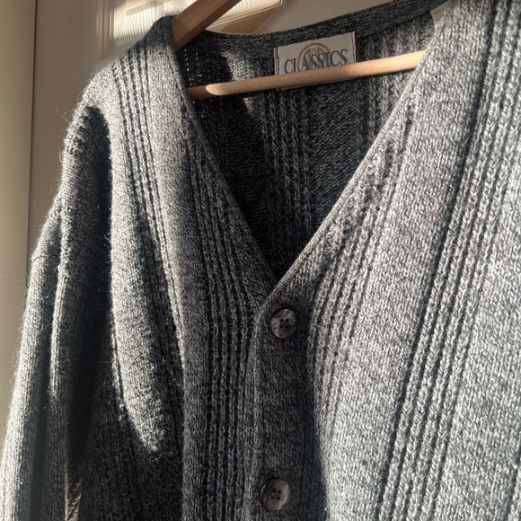 RR Classics grey knit cardigan - Picture 2 of 4